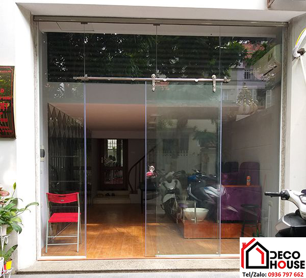 Cửa kính cường lực lùa tại Long Biên, Hà Nội