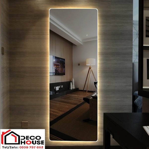 Lựa chọn gương LED toàn thân cho phòng khách: Tạo điểm nhấn ấn tượng.