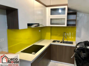 kính ốp bếp màu vàng chanh