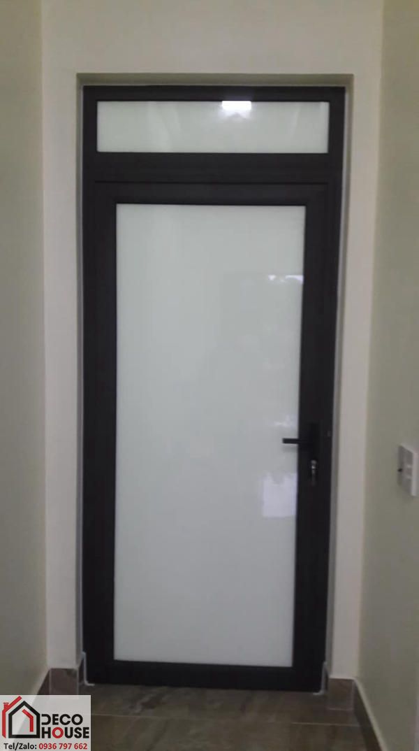 Cửa mở quay 1 cánh nhôm Xingfa