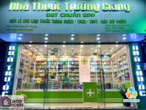 Làm cửa kính quầy thuốc tại Hà Nội