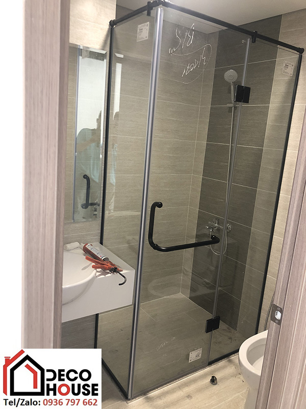 Lắp đặt vách kính phòng tắm phụ kiện màu đen