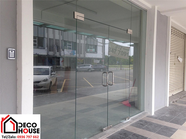 Thi công cửa kính thủy lực 2 cánh VVP