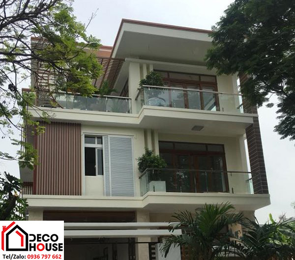 Thi c&ocirc;ng lan can k&iacute;nh ban c&ocirc;ng gi&aacute; rẻ