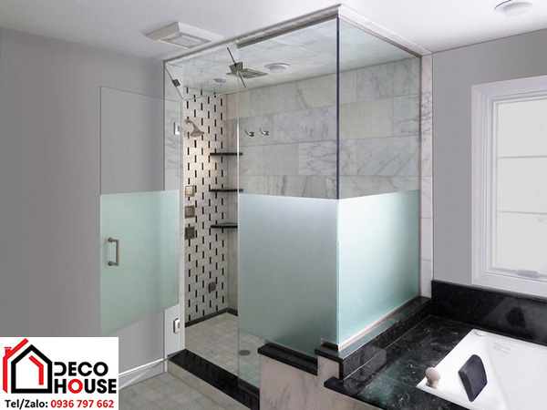 Thi công phòng tắm kính cường lực mờ kịch trần