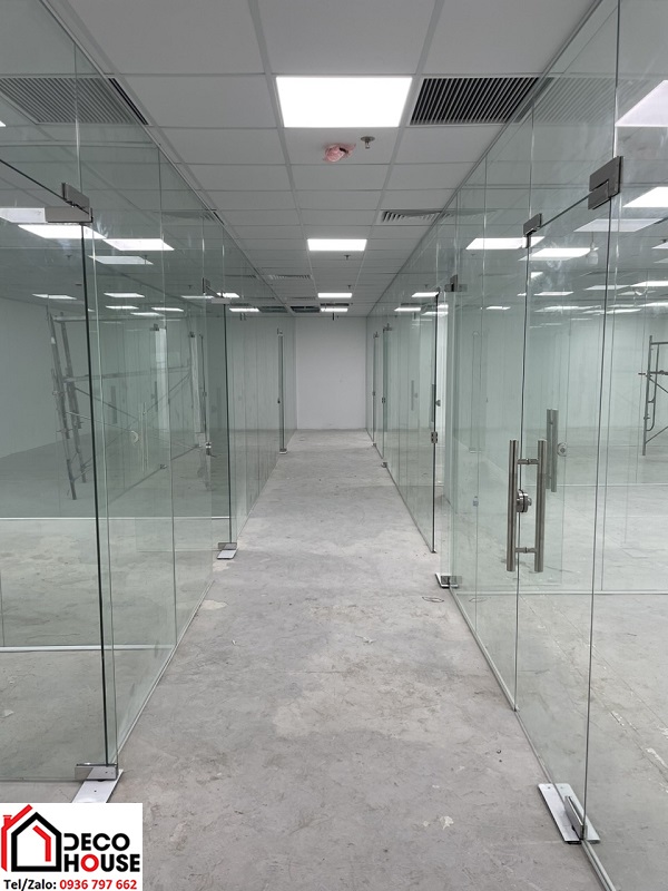 Vách ngăn văn phòng cửa thủy lực bản lề sàn